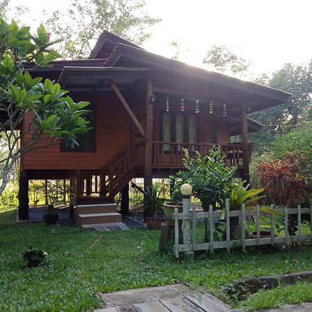 Najjamee Bungalows 코야오노이 외부 사진