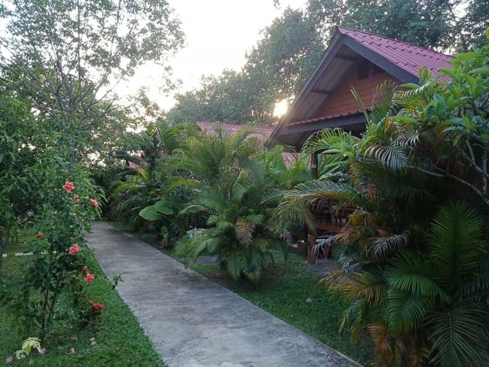Najjamee Bungalows 코야오노이 외부 사진